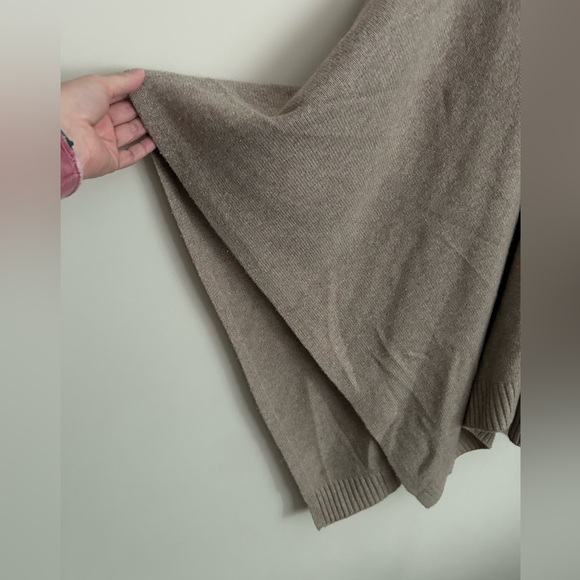 Eileen Fisher 100% Wool Shawl One Size Tan - Picture 6 of 6
